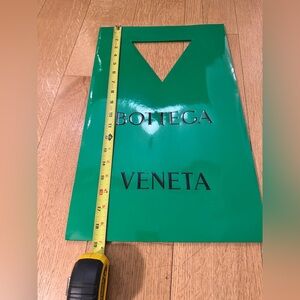 Bottega Veneta Vibrant Green Cut-Out shopping bag
